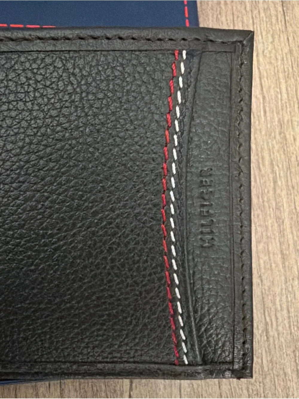 Tommy Hilfiger Brown Leather Bifold Wallet with Red & White Stitching New